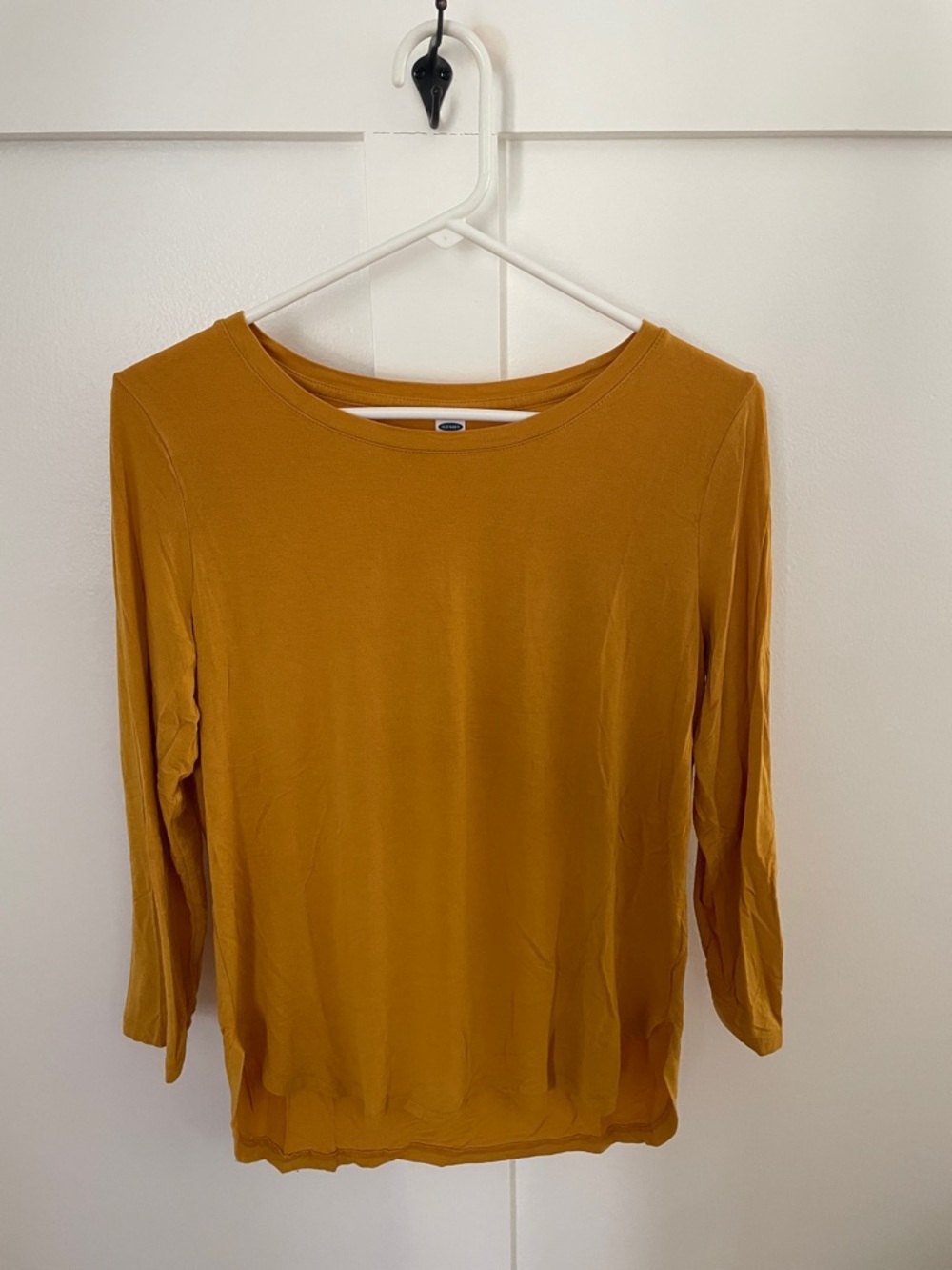 Women’s Long Sleeve Top in Mustard